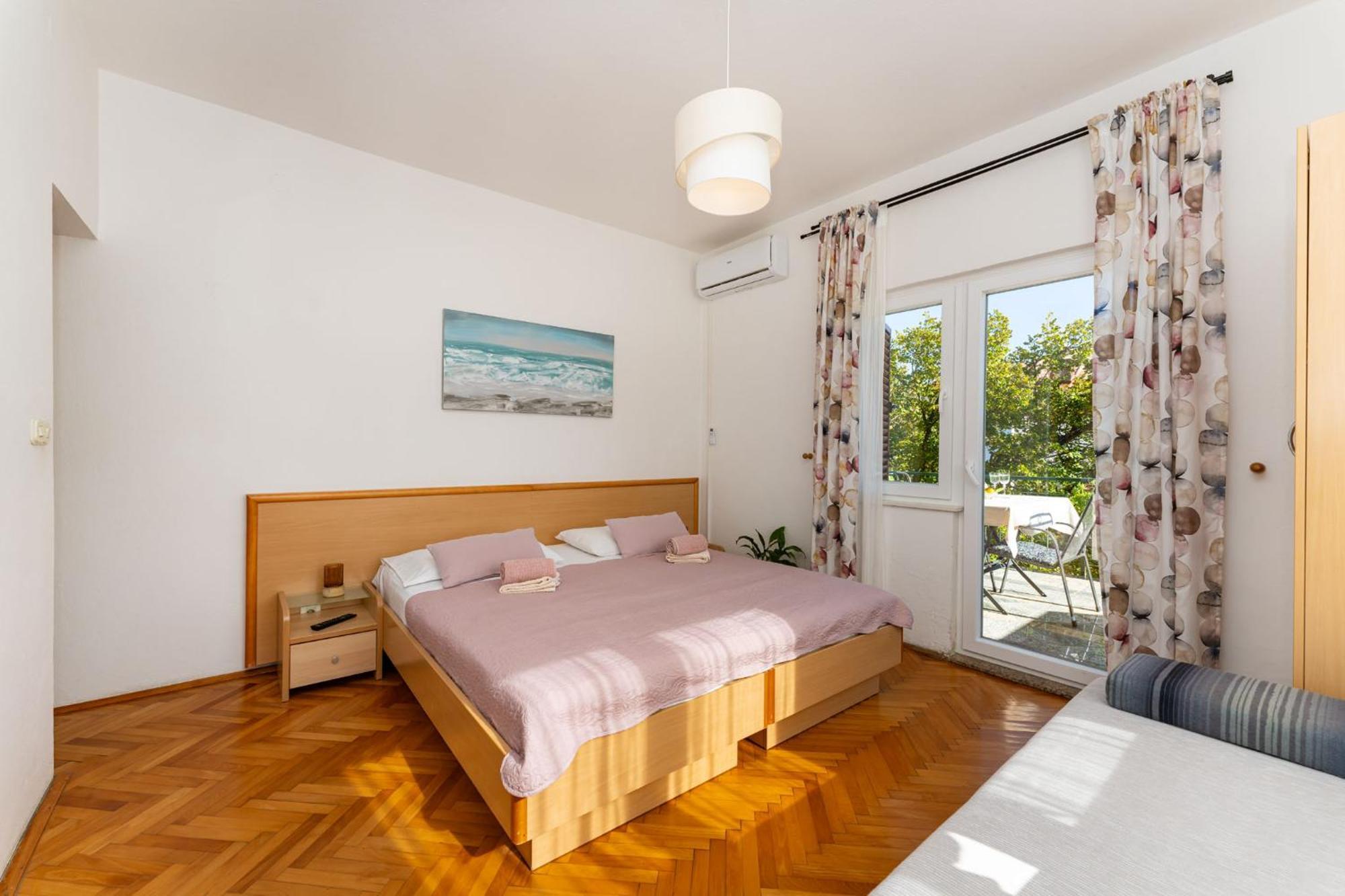 Apartments Adriana Starigrad Paklenica Exterior photo
